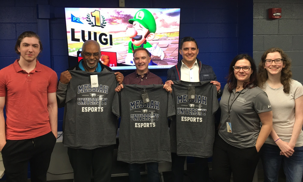 Alumni Council at eSports in Mellinger