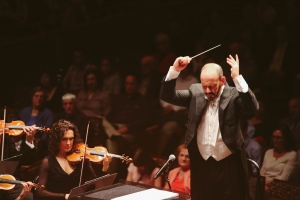 Stuart Malina conducting