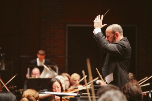 Stuart Malina conducting