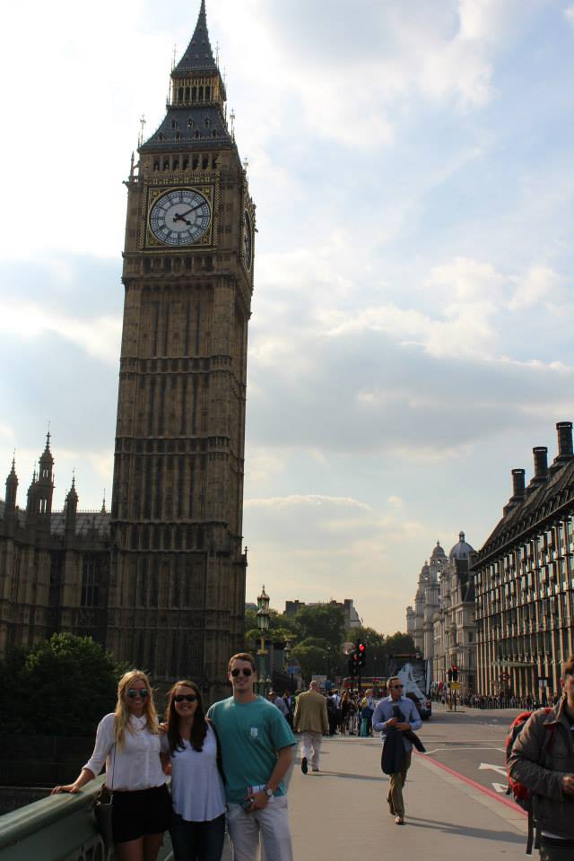 Communication study abroad students in front of the Big Ben.