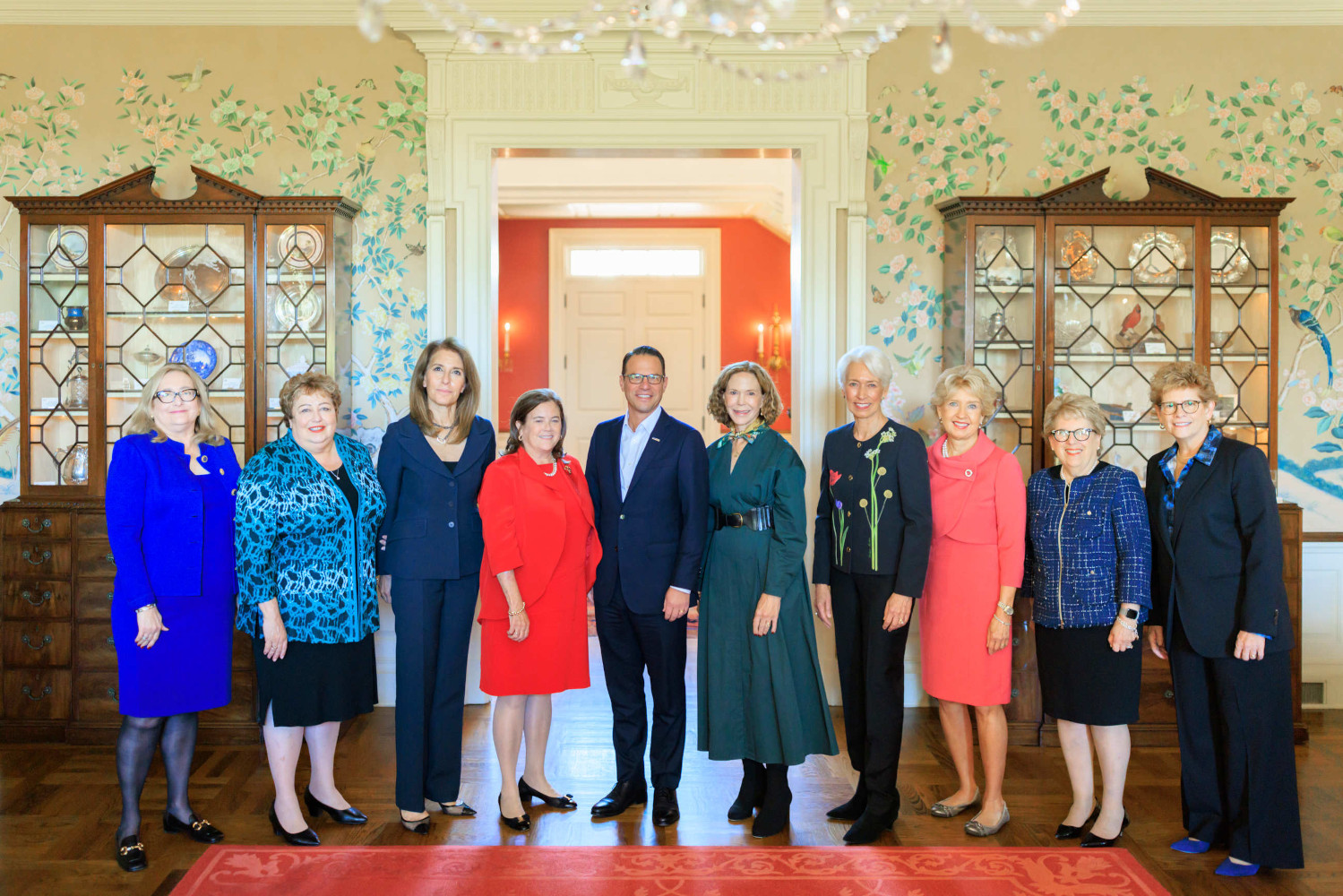 Photo of the 2023 class of inductees into the Distinguished Daughters of Pennsylvania. They women are being photographed with Governor Josh Shapiro. Kim Phipps is second from the left.