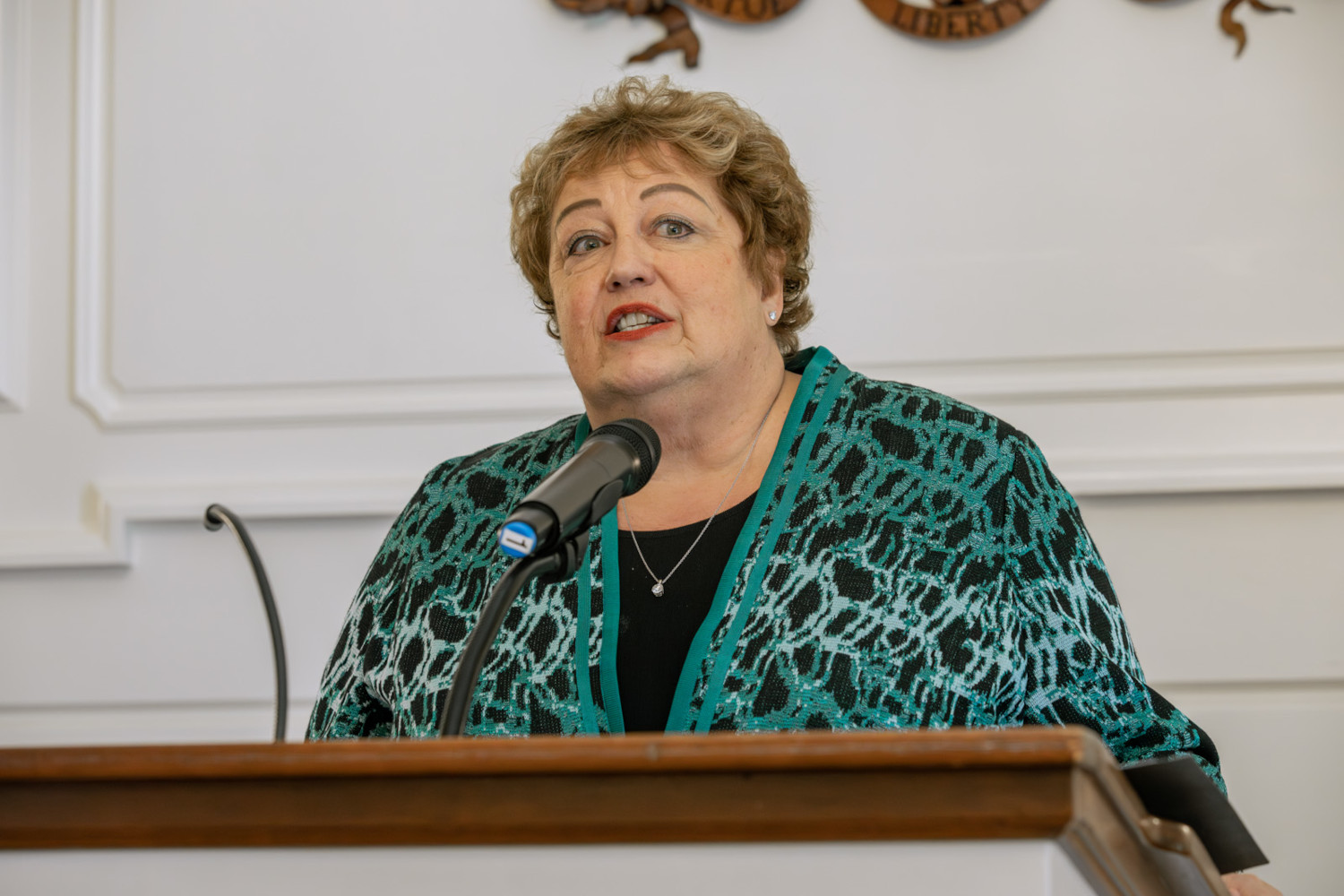 Kim Phipps speaking at the Distinguished Daughters of Pennsylvania luncheon.