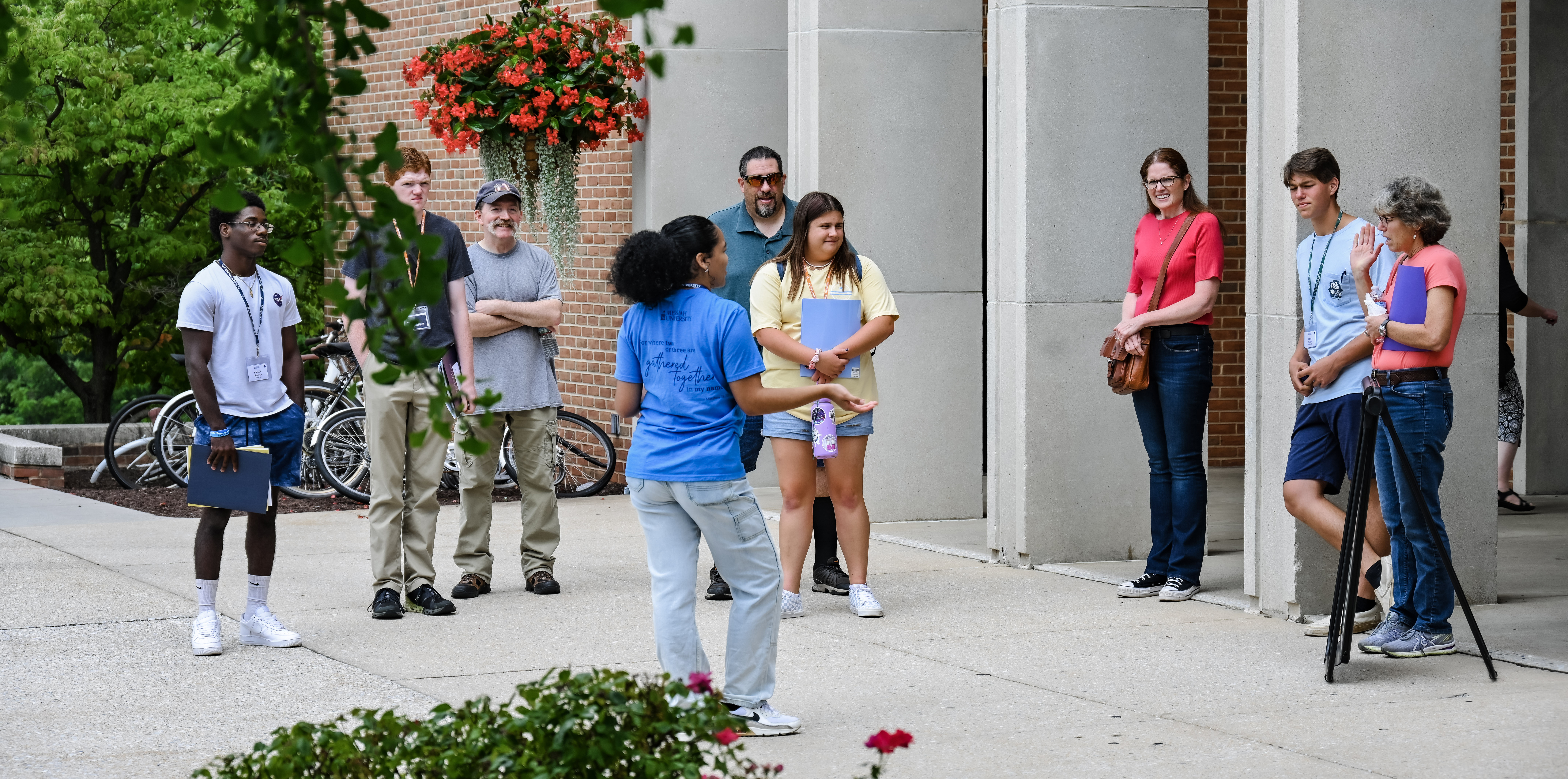 students talk to a counselor on an admissions visit