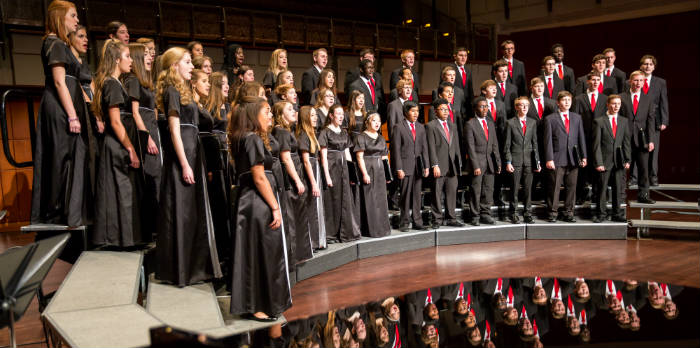 The susquehanna chorale performs in concert