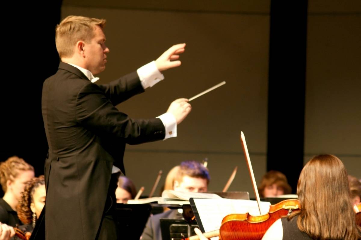 Messiah College Symphony Orchestra, Tim Dixon, Conductor