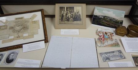 Sr. Smith Display