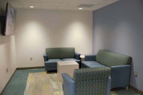 Charles Frey Commuter lounge