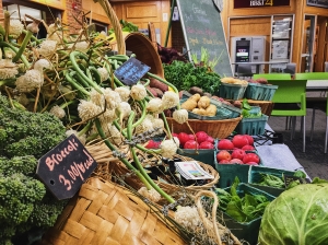 farm stand display