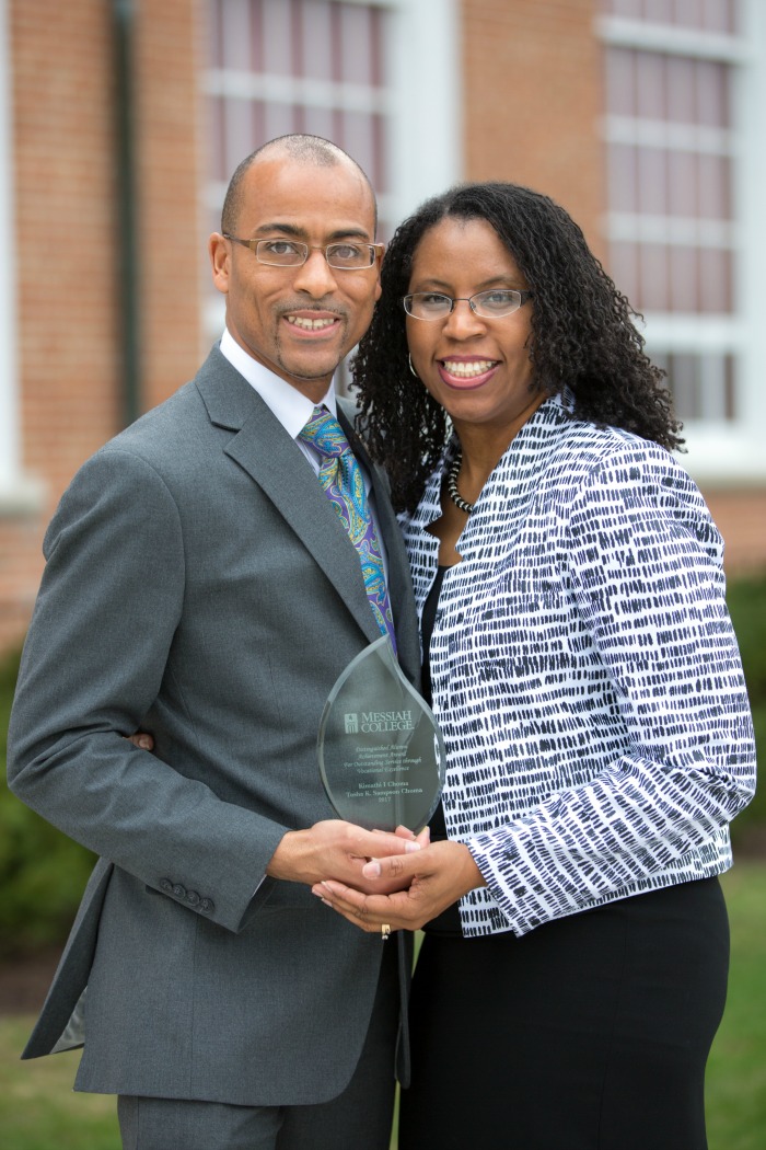 Dr. Kimathi and Dr. Tosha Sampson Choma receiving their award.
