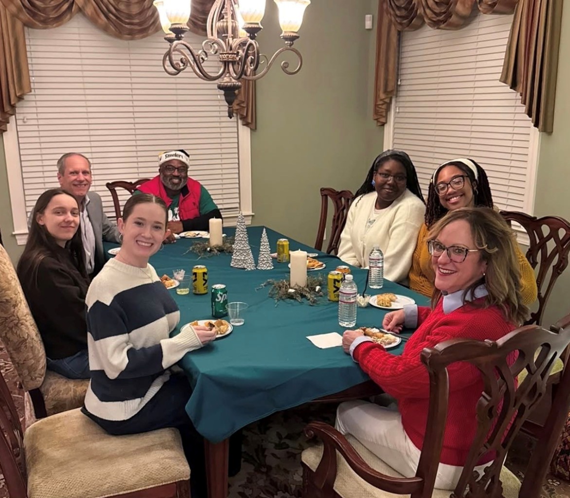 students at new student picnic 2022