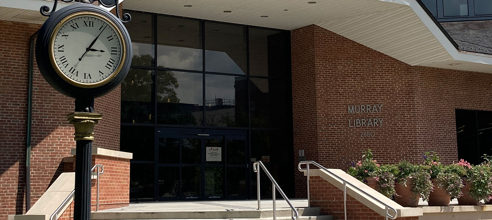 Friends of Murray Library Front cover library photo.jpg