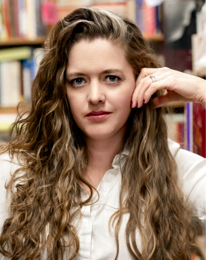 Headshot of Jenni