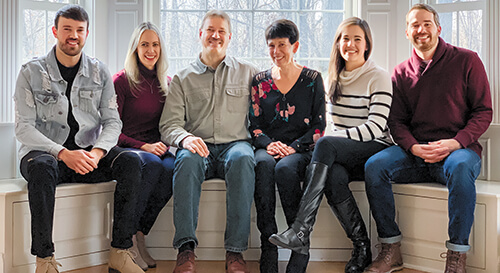 Glen and Kim Sisson family