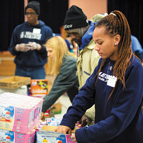 Students volunteering