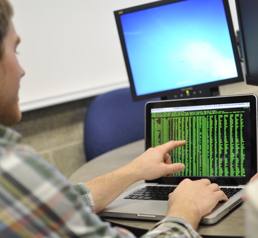 students working on a computer 
