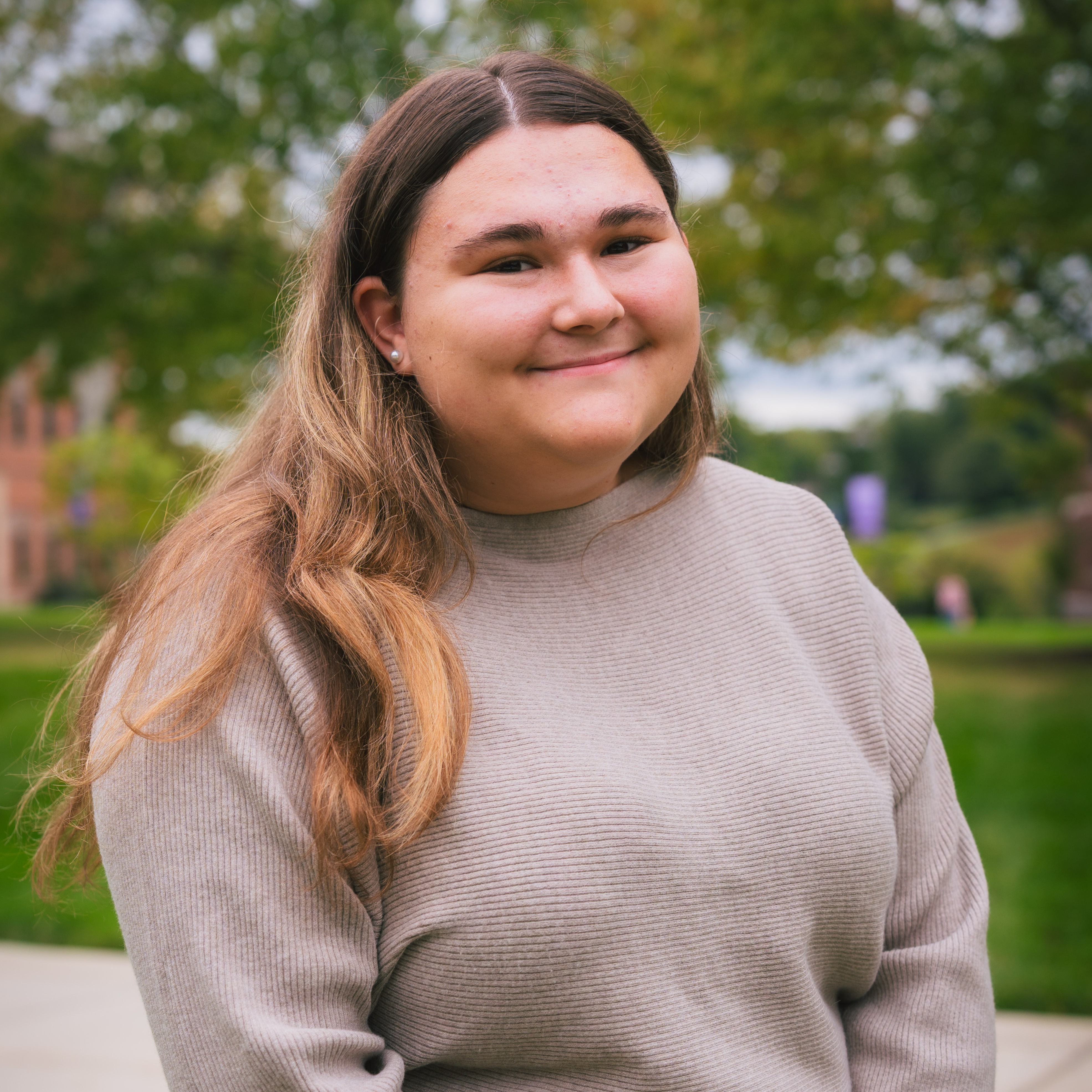 Alyssa's headshot.